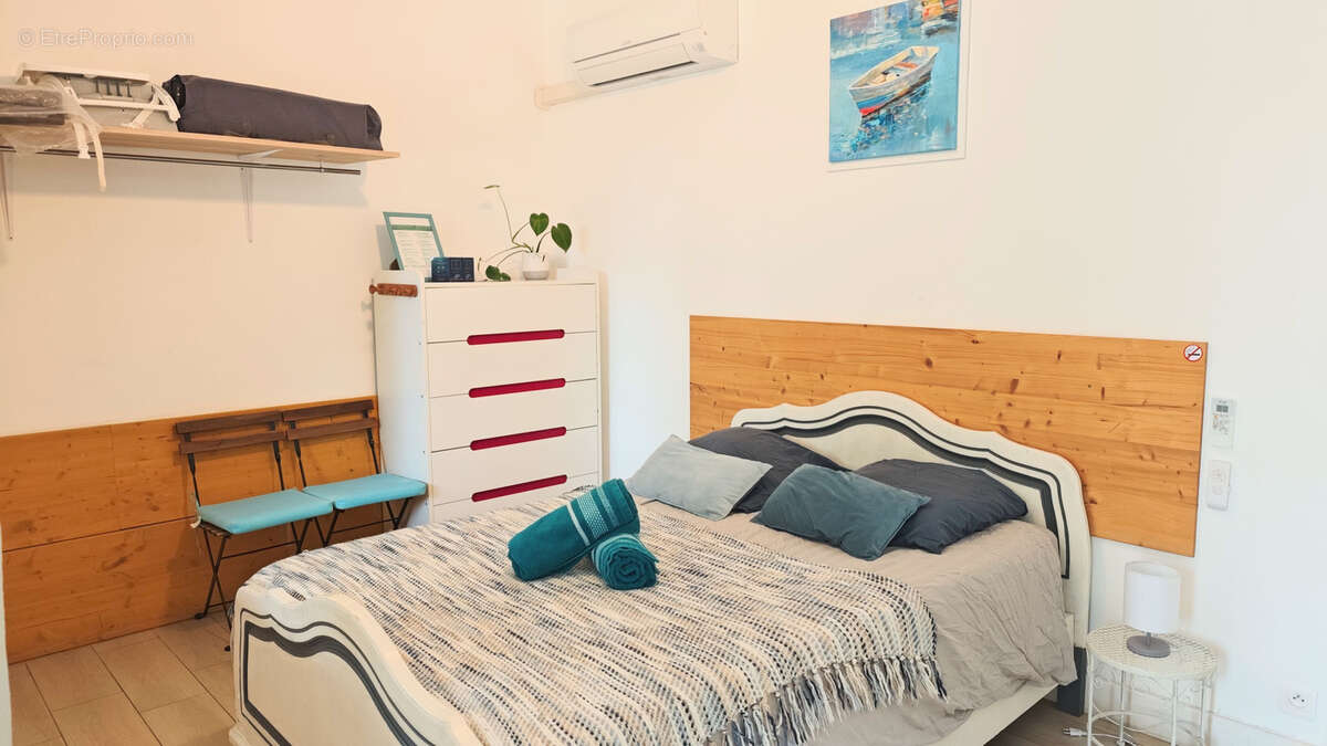 Villa rénovée divisée en 4 appartements à La Ciotat 50 m de la mer - photo 47