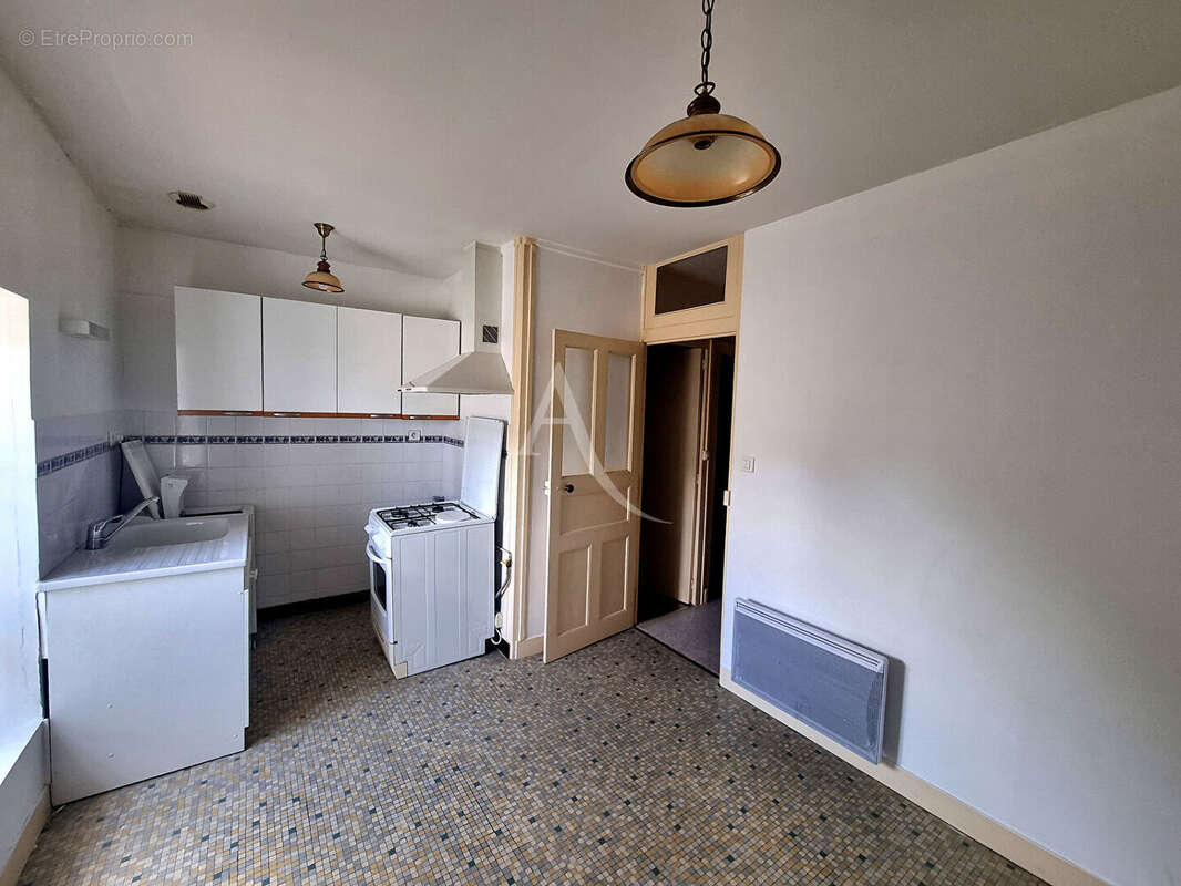Appartement à CHATEAUNEUF-SUR-SARTHE