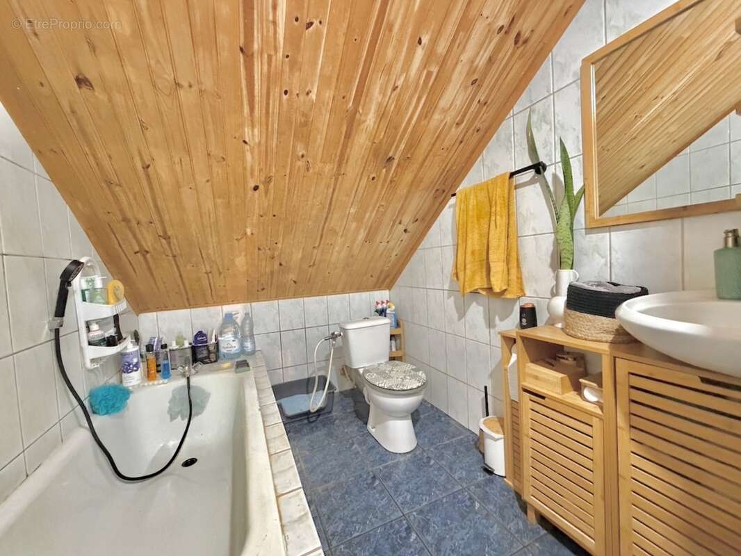 Maison T3 à vendre – La Rivière Saint-Louis (97421) – Duplex avec varangue – Idéal premier achat ou investissement - photo 8