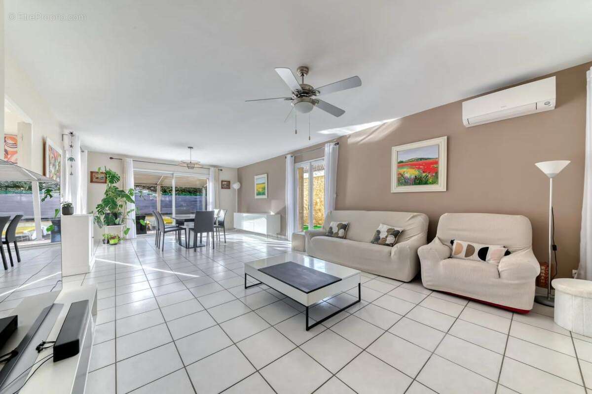 Maison à SAINT-PRIEST