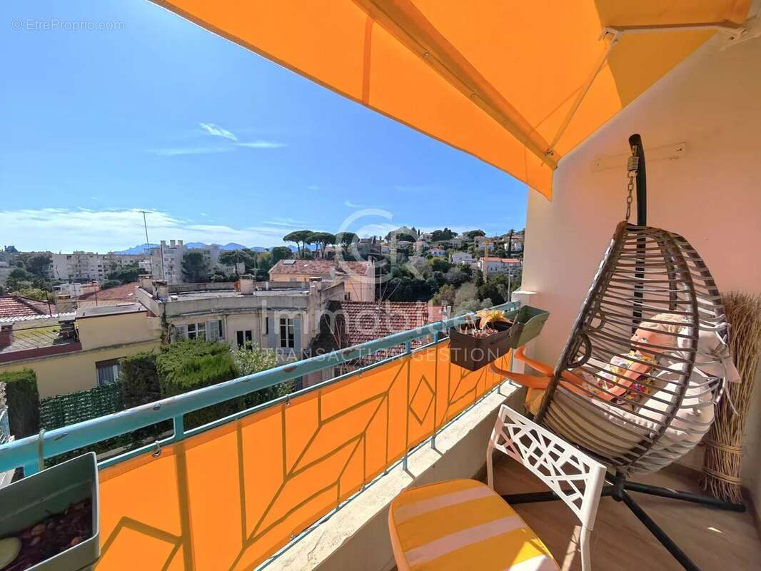 Appartement à CANNES