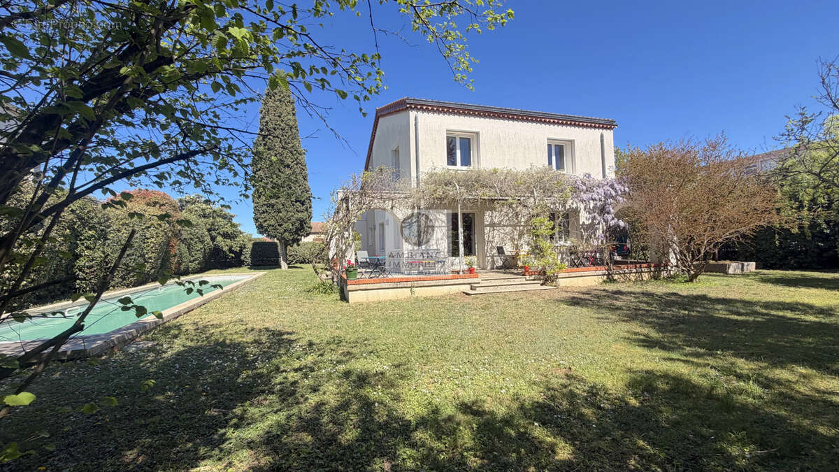 Maison à GUILHERAND-GRANGES