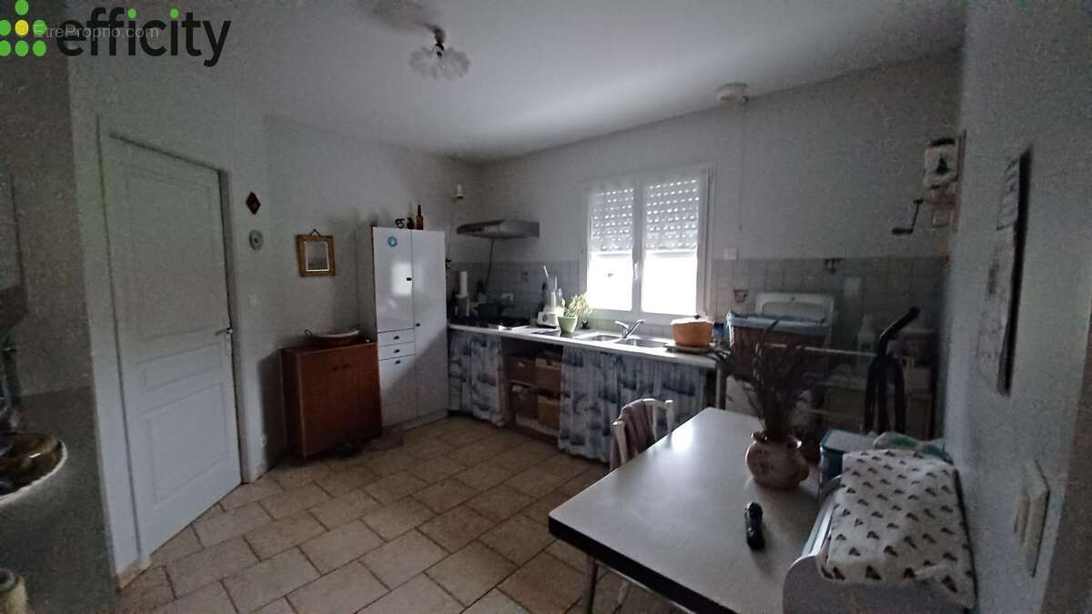 Maison à LA RONDE