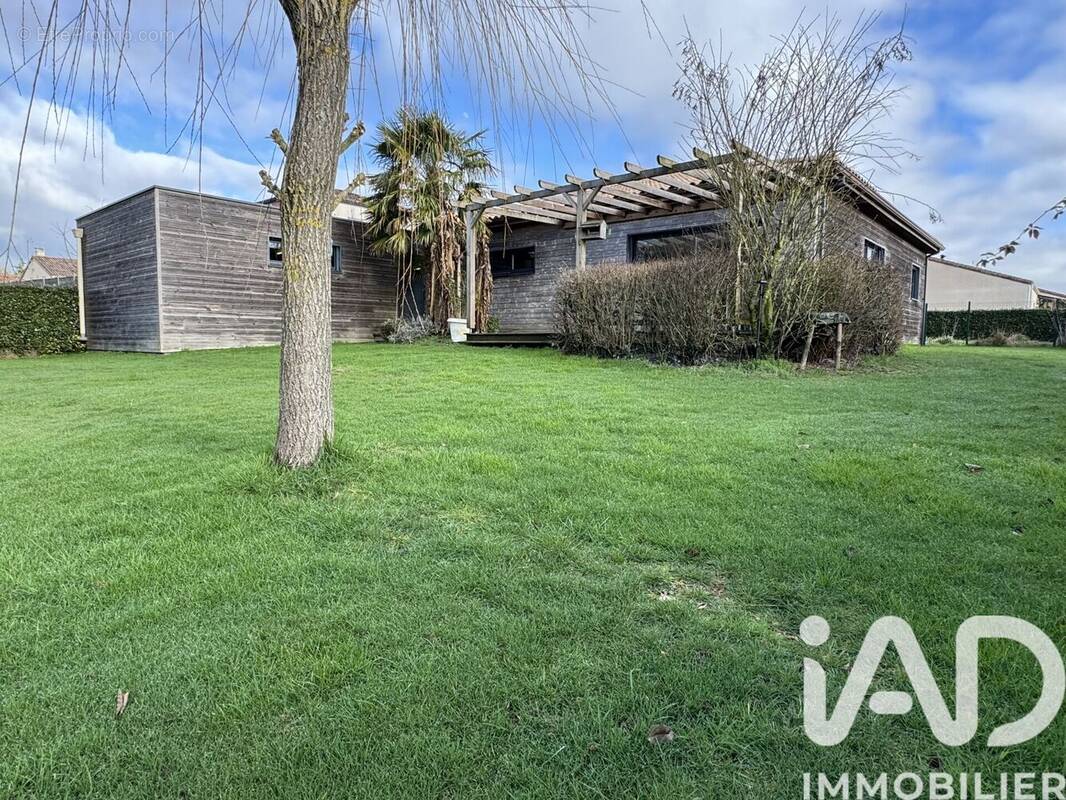 Photo 1 - Maison à LA CHATAIGNERAIE