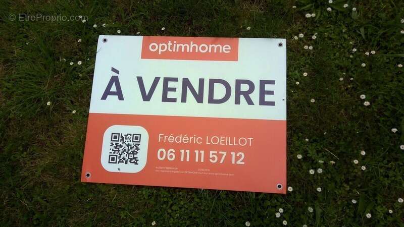 Terrain à DUN-SUR-MEUSE