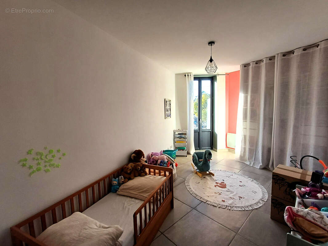 Immeuble de rapport rénové (2 apparts et un local)   Haut rendement   Idéal investisseur - photo 7