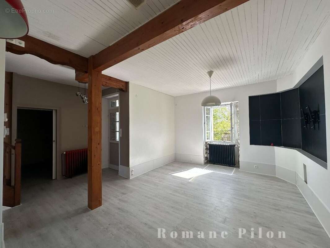 Maison 96 m² à Plougonvelin  - photo 4