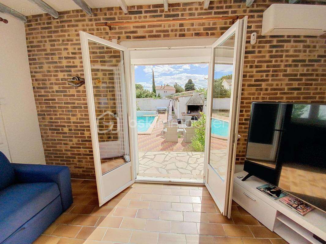 Maison à CUXAC-D&#039;AUDE