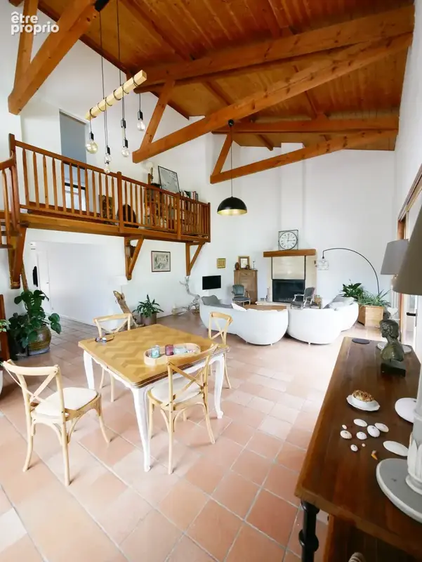 Belle villa sur les hauteurs d'Annecy-le-Vieux dans un grand parc arboré - photo 4