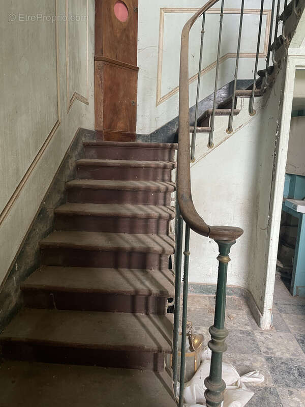 Maison à CHAMPROND-EN-GATINE