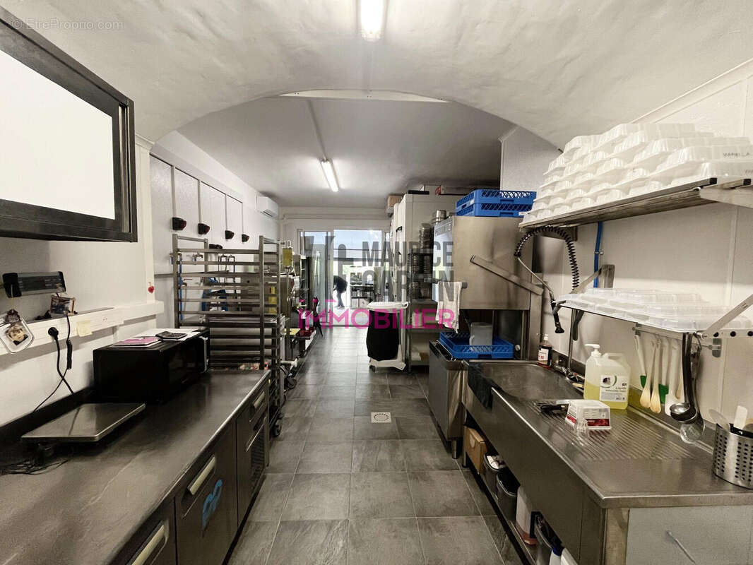 Autre à FONTAINE-DE-VAUCLUSE