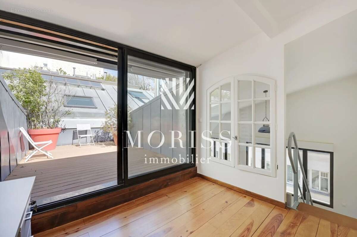 Appartement à PARIS-18E