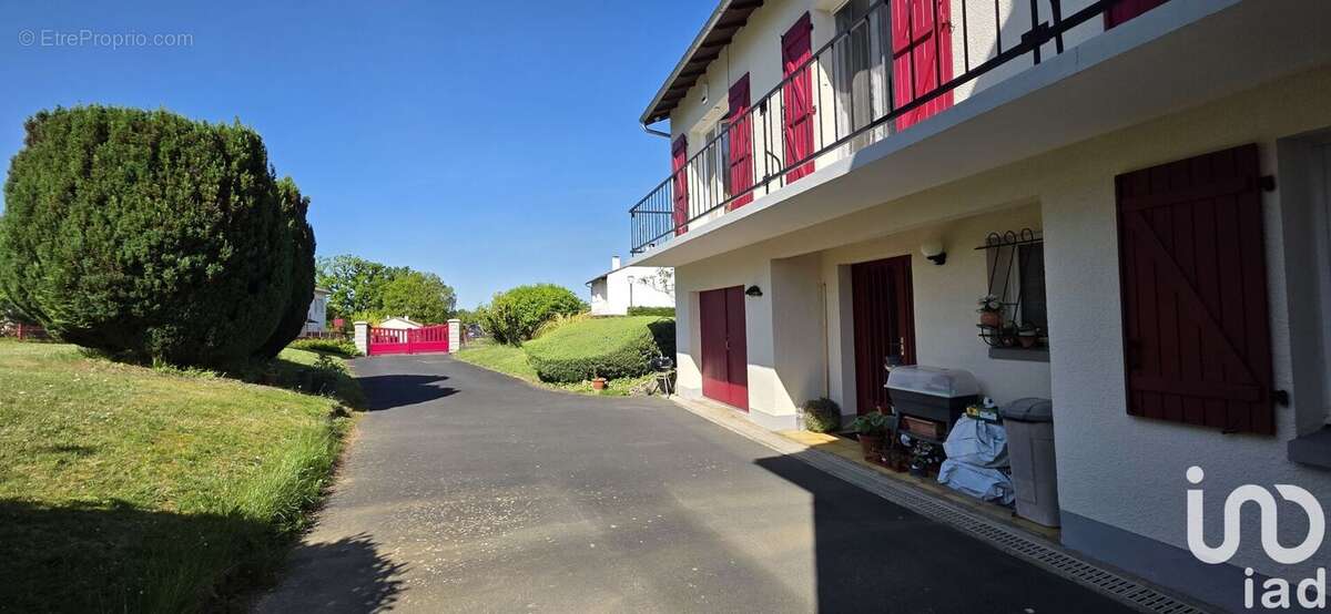 Photo 9 - Maison à ARPAJON-SUR-CERE