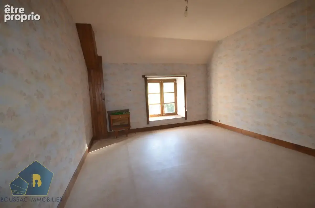 Maison 136 m² à Toulx-Sainte-Croix  - photo 5