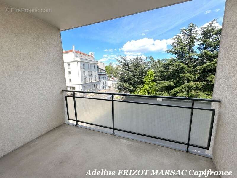 Appartement 76m2 - loue - 4 balcons - 3 chambres - lumineux - photo 7