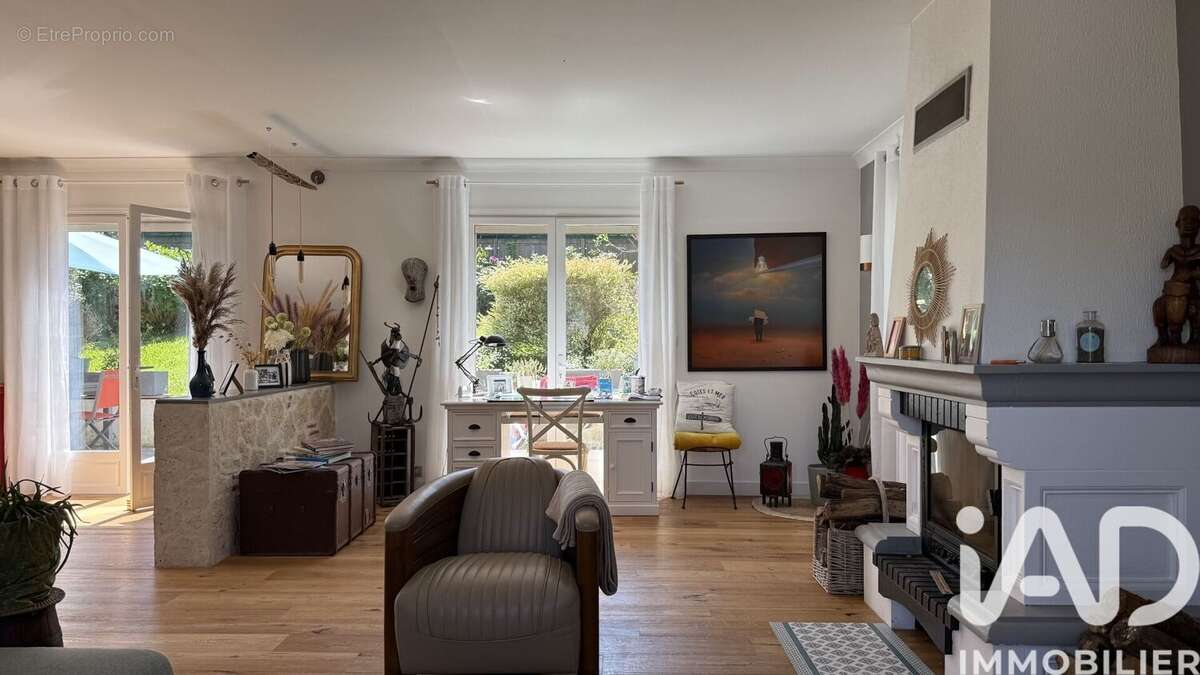 Photo 5 - Maison à SENE