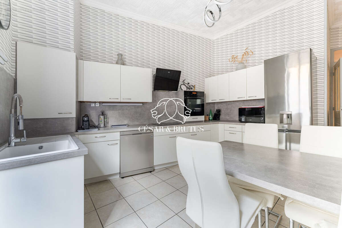 Appartement à LYON-1E
