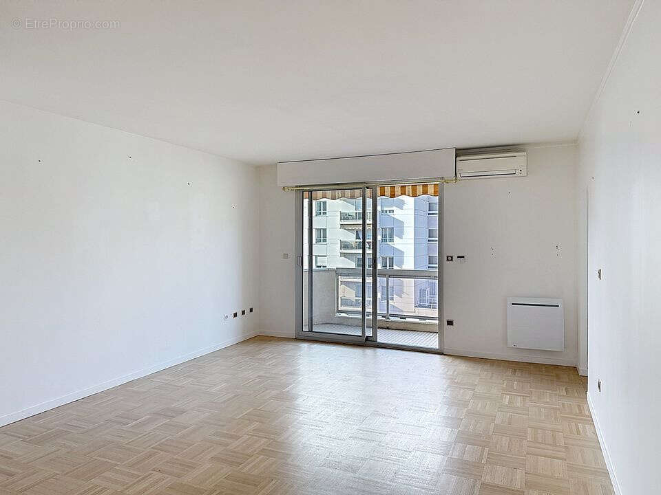Appartement à LYON-6E