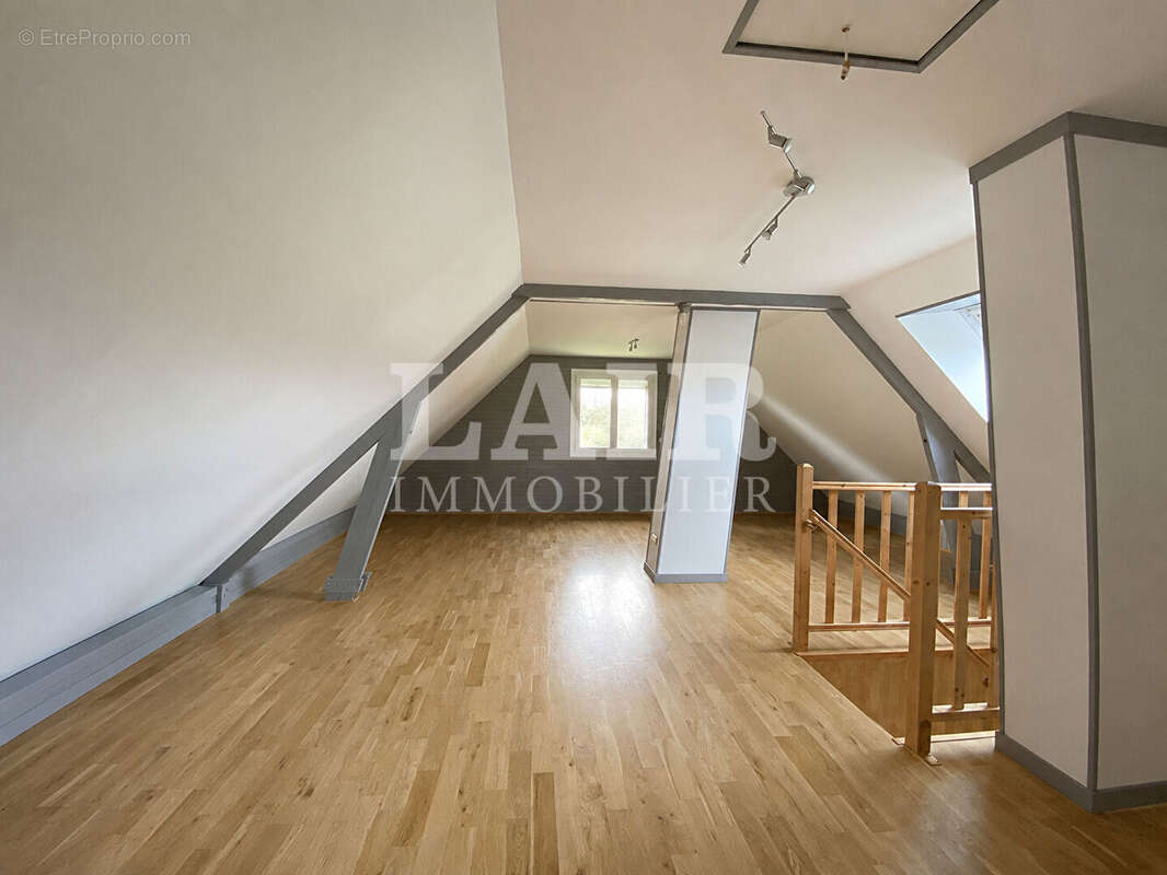 Maison à vendre à La Chapelle d'Andaine - Ref O15375 - photo 8