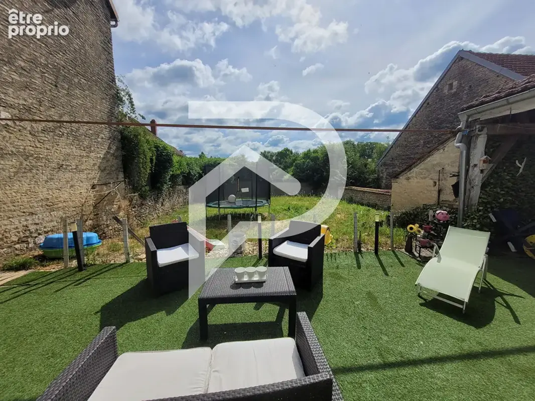 Coup de coeur assuré : Charmante maison en pierre rénovée de 140m² à Dancevoir - photo 4