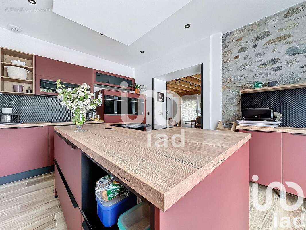 Appartement 69 m² à Campan  - photo 6
