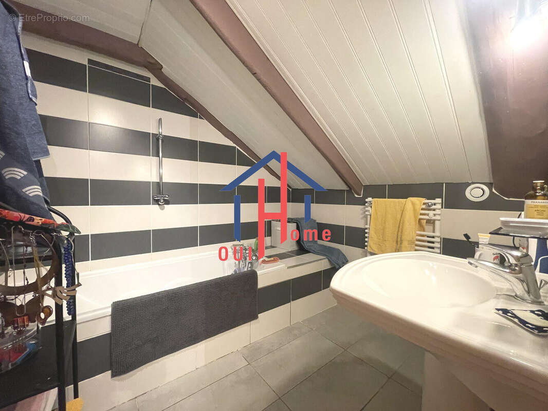 Appartement à MAZET-SAINT-VOY