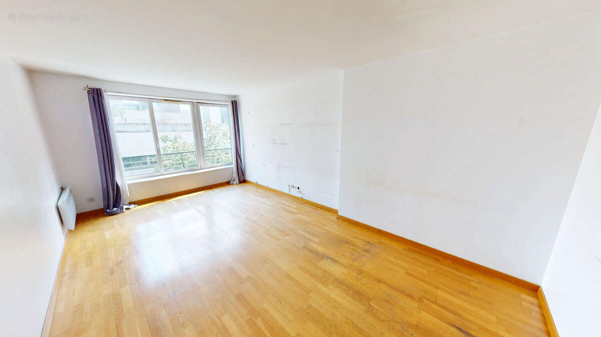 PARIS XIX  Métro Ourcq  2P 54.46m²  cave et parking - photo 2