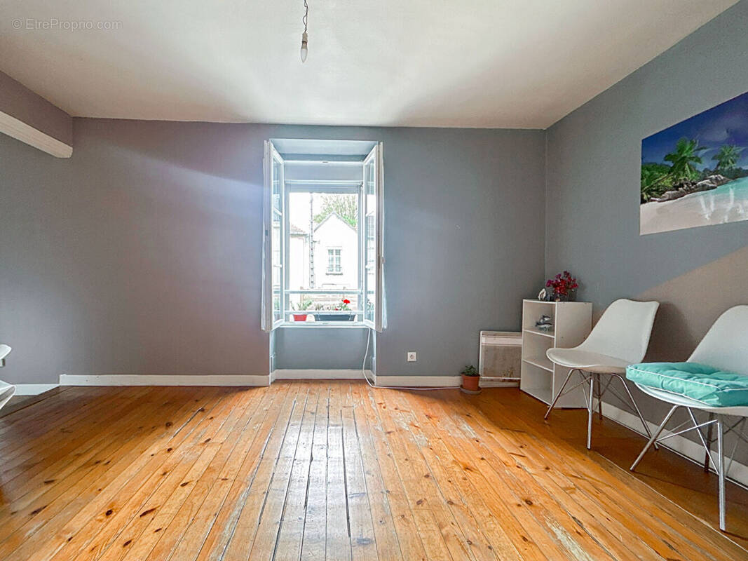 Appartement à MANTES-LA-JOLIE