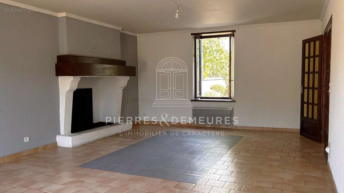 Maison de bourg avec jardin clos - photo 7