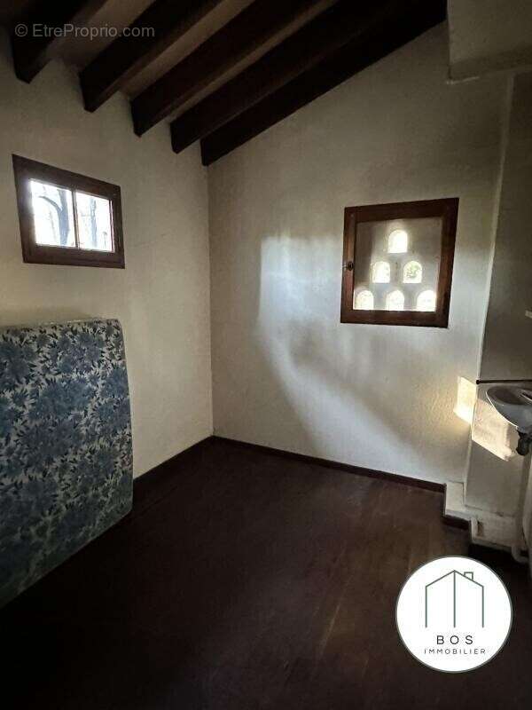 Maison à SAINT-ETIENNE-DU-GRES