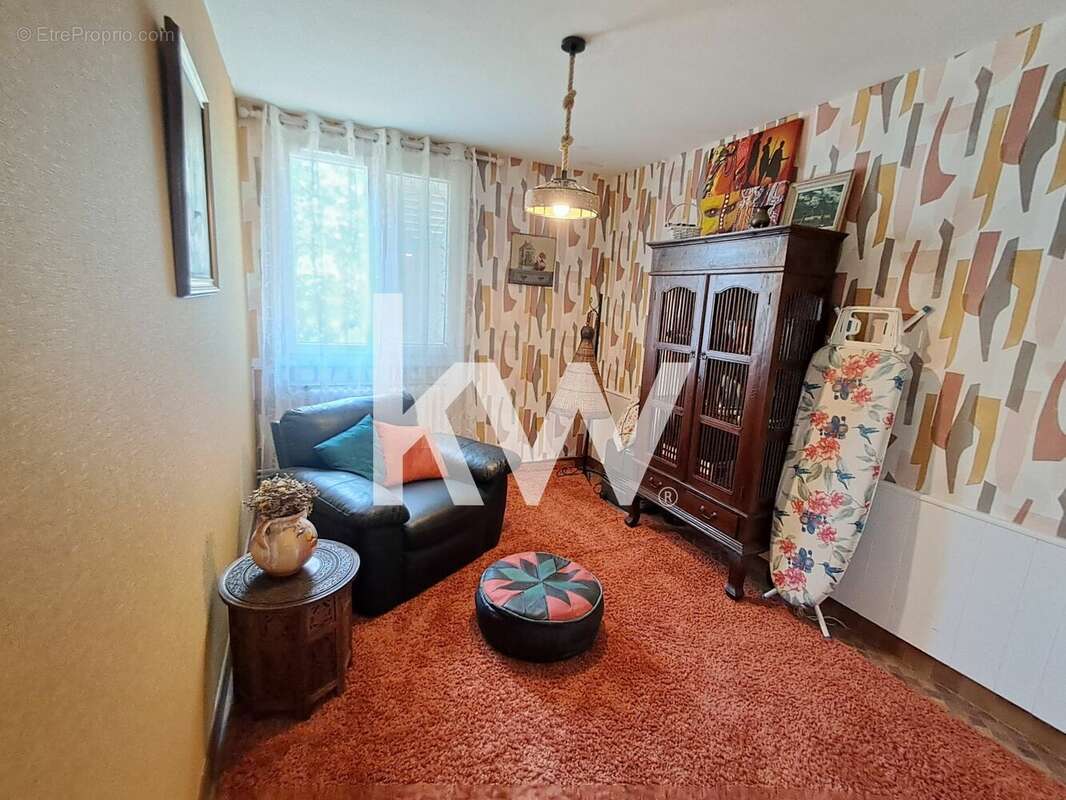 Maison à BUSSIERE-POITEVINE