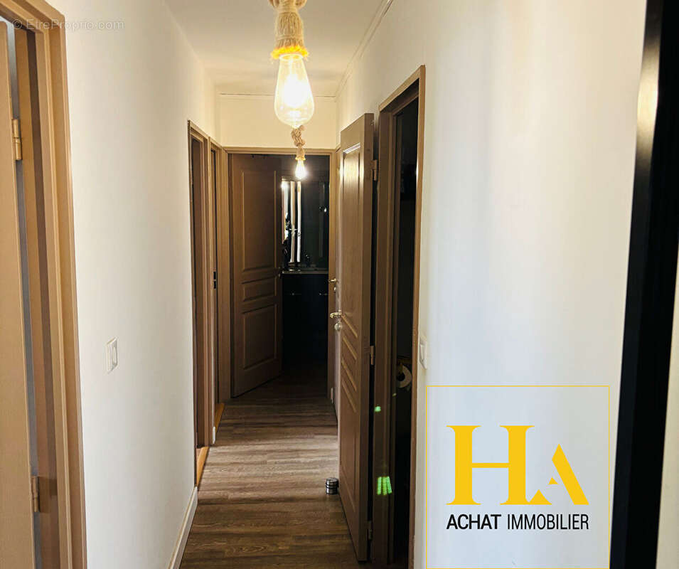 Appartement à SAINT-DENIS