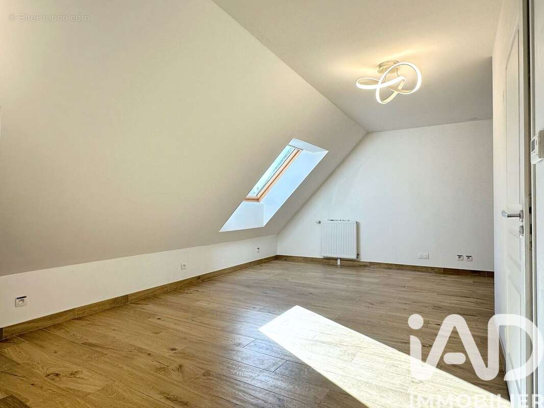 Photo 3 - Appartement à MONTROUGE