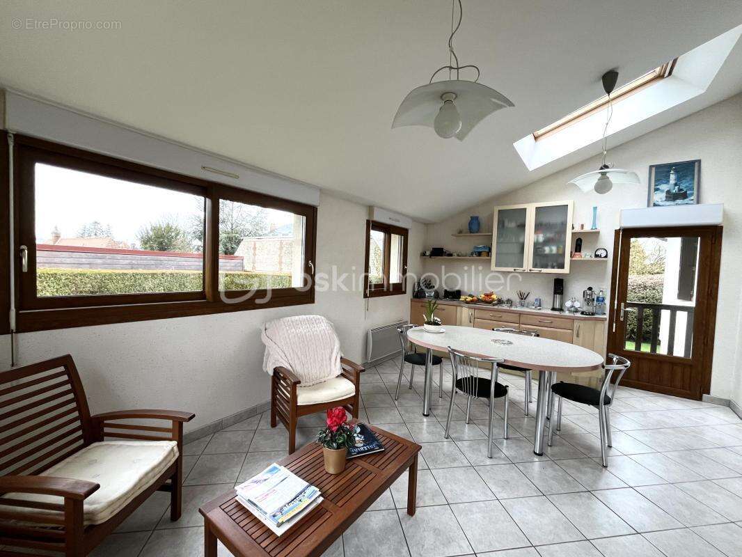 Maison à LA SAUSSAYE