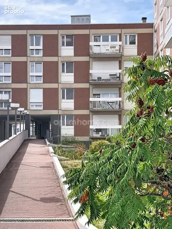 Appartement à JARVILLE-LA-MALGRANGE