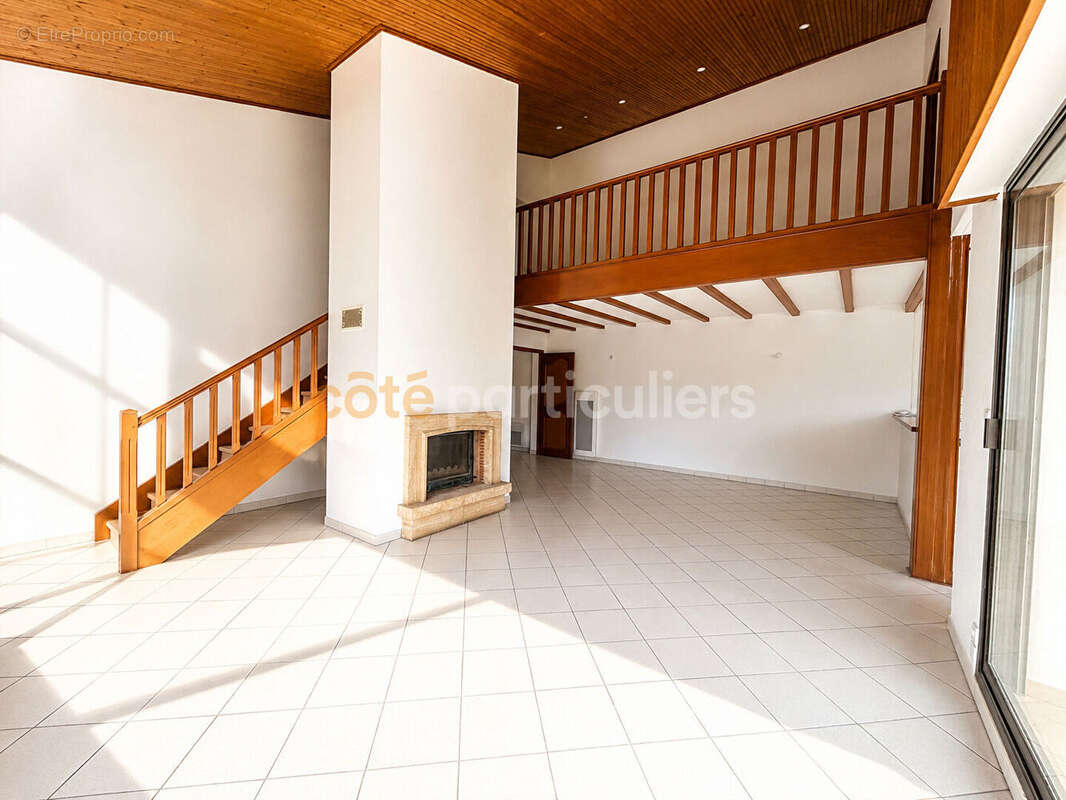 Saint-jean-de-monts -- centre-ville -- appartement t4 -- 3 chambres -- 116 m2  -- parking box ferme -- terrasse - photo 4