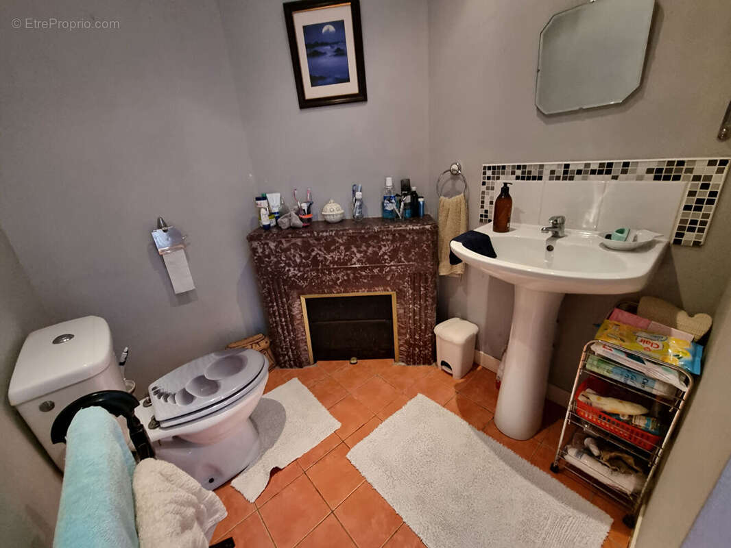 Maison à SAINT-LEGER-MAGNAZEIX