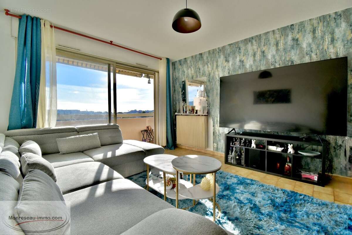 Appartement à LE CANNET