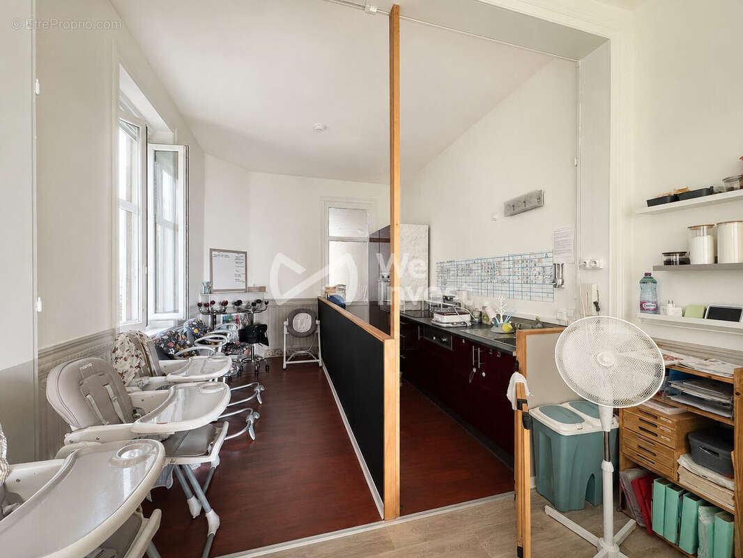 Appartement 225 m² à Vendin-Le-Vieil  - photo 3