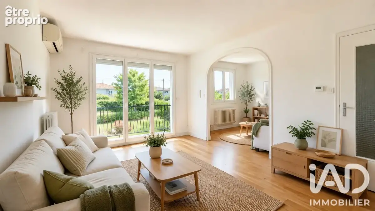 Photo 1 - Maison à MEYZIEU