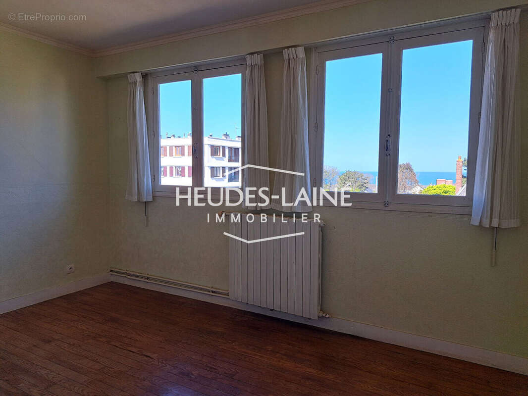DONVILLE LES BAINS - Maison à vendre - 50350 - photo 9