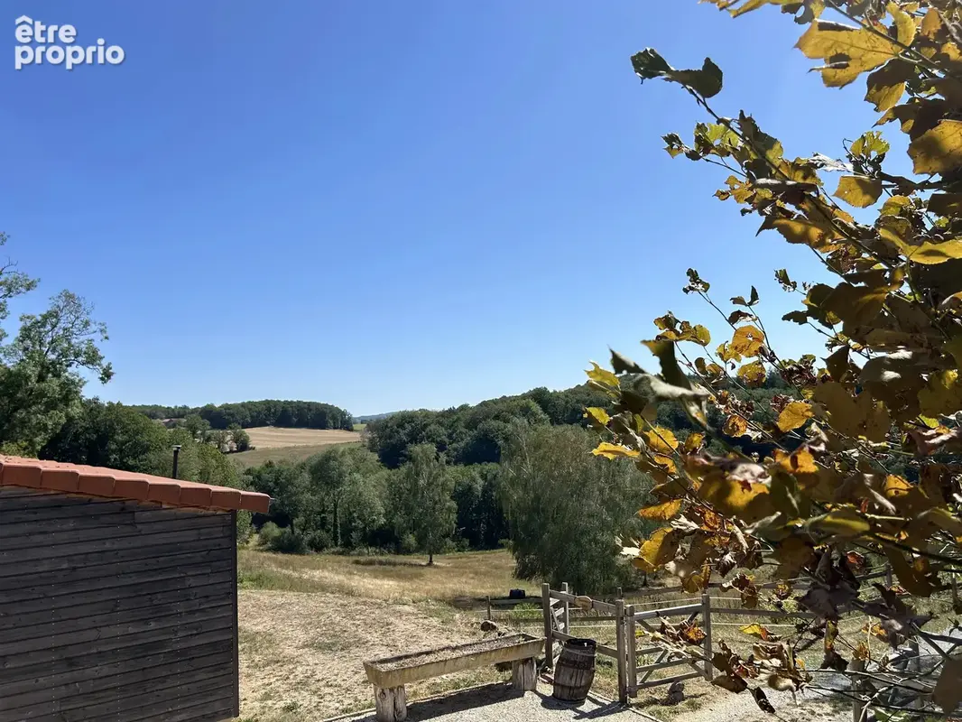 Superbe domaine équestre avec étang, deux habitations et 24 hectares - photo 22