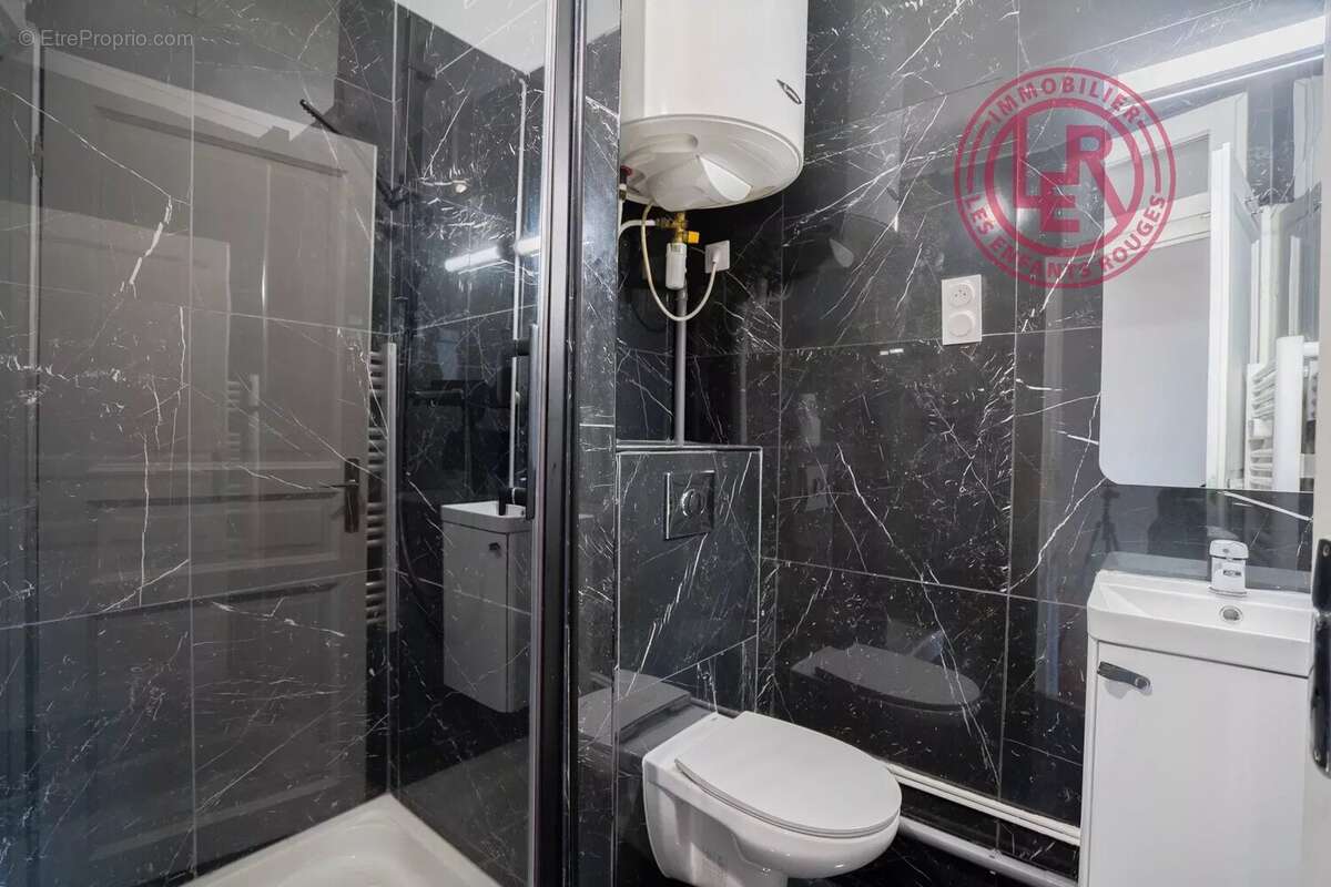 Appartement à PARIS-3E