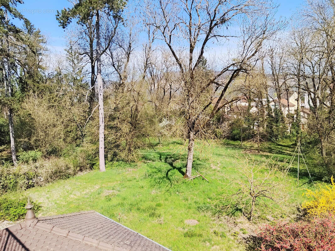 Appartement à MONTALIEU-VERCIEU