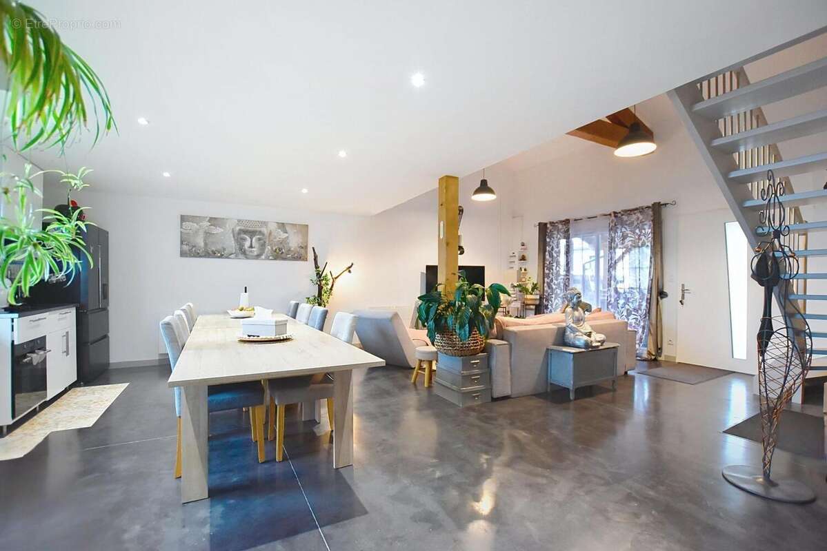 Photo 2 - Appartement à MONTBRISON