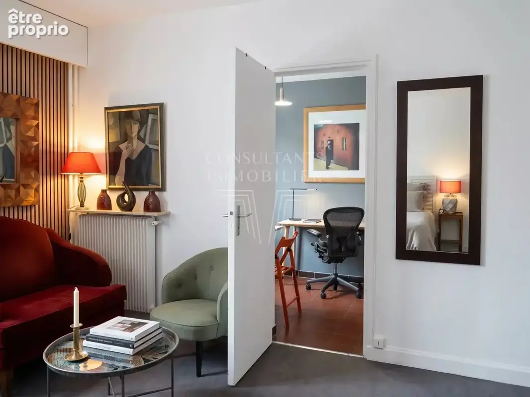 Passy - 33 m2 - grand balcon sud-ouest - - photo 5