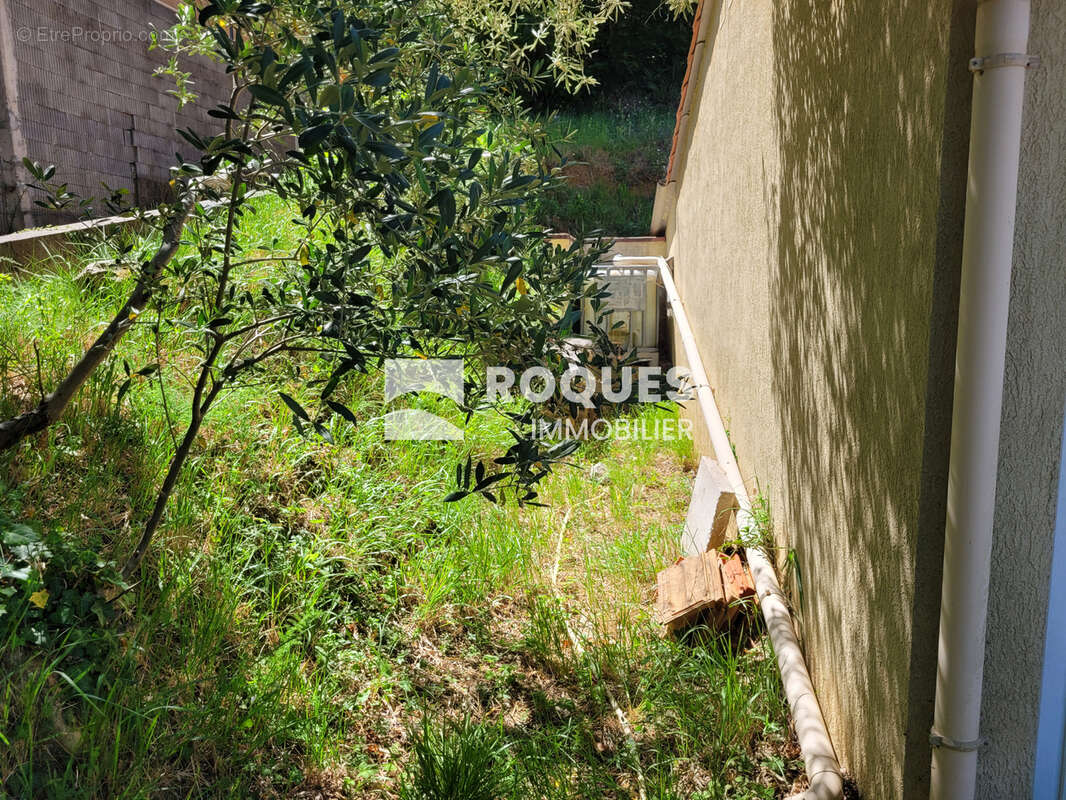 A Vendre, PREMIAN, 2 garages plus jardin - photo 6