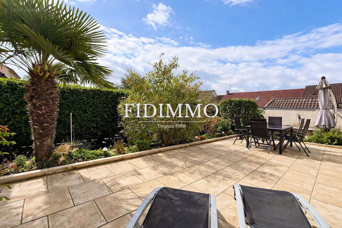 Maison à ORMESSON-SUR-MARNE