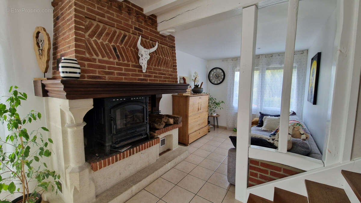 Maison à SAINT-NICOLAS-D'ALIERMONT