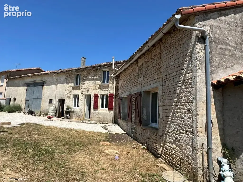 Maison à SAUZE-VAUSSAIS